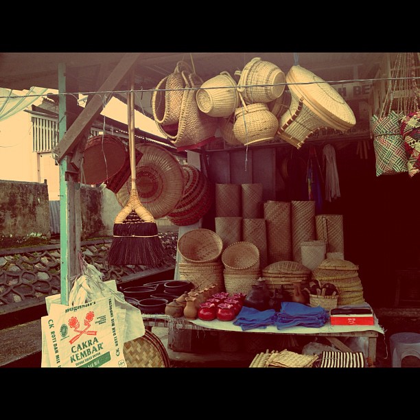 561538_4961505838049_1836276624_n