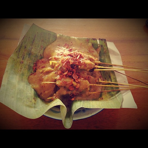 61652_4959604230510_1895860333_n